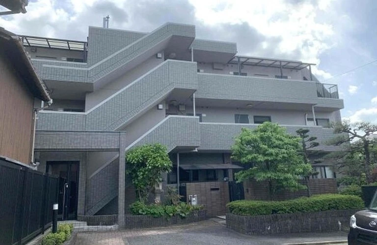 【名古屋賃貸152-201】マーブルクレスト五軒家201・鶴舞線・いりなか10分♪1K・8帖・4.5万円・ネット無料・TVインターフォン・シャワートイレ・鉄筋コンクリート造・2000年築造|名古屋のお部屋探しはチェンバース