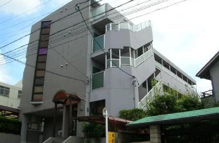 【名古屋賃貸140】セントラルハイツ滝川・鶴舞線・いりなか駅5分♪女性専用・1K・6.5帖～3.9万円～TVインターフォン・ネット無料・鉄筋コンクリート造・1990年築造|名古屋のお部屋探しはチェンバース