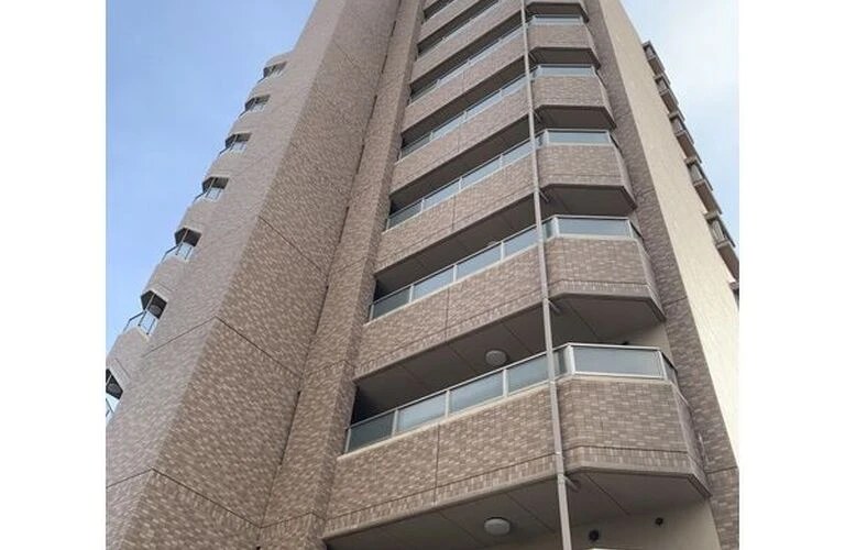 【名古屋賃貸188-301】グレイス大曽根301・名城線・大曽根1分♪1K・8帖・5.9万・ネット無料・オートロック・インターフォン・宅配BOX・バイク駐車可・洗髪洗面化粧台・鉄筋コンクリート造|名古屋のお部屋探しはチェンバース
