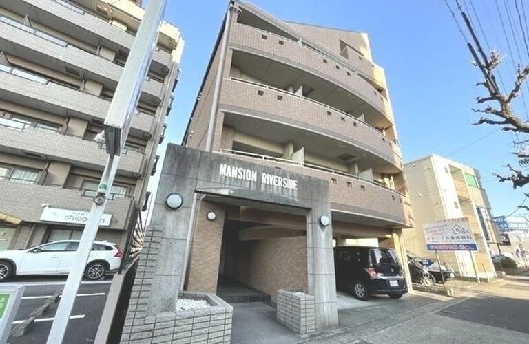 【名古屋賃貸139】マンションリバーサイド・鶴舞線・塩釜口駅4分♪1K・7.5帖～・4.7万円～・オートロック・TVインターフォン・独立洗面台・シャワートイレ・鉄筋コンクリート造・2000年築造|名古屋のお部屋探しはチェンバース