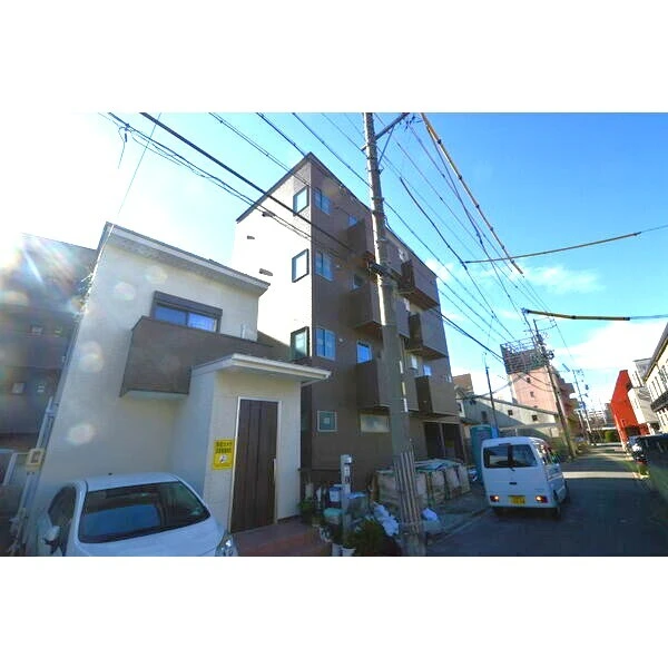 マンションの全景