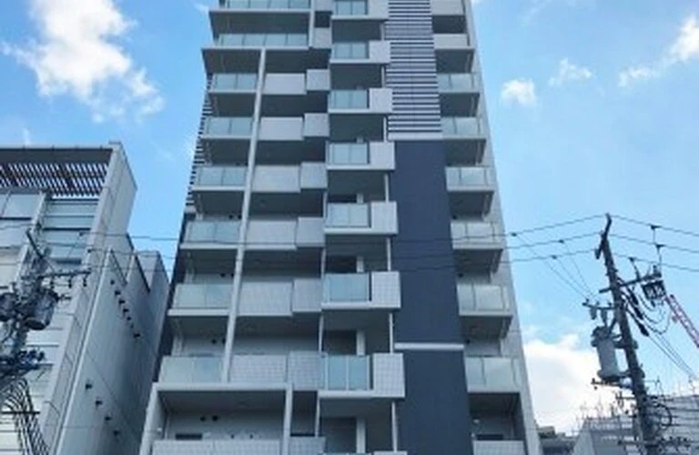 【名古屋賃貸111-402】ルナ クレシエンテ402・名城線・矢場町駅5分♪広々デザイナーズ1K・10.1帖・8.2万円・インターネット無料・オートロック・宅配BOX・独立洗面台・鉄筋コンクリート造・2017年築造|名古屋のお部屋探しはチェンバース