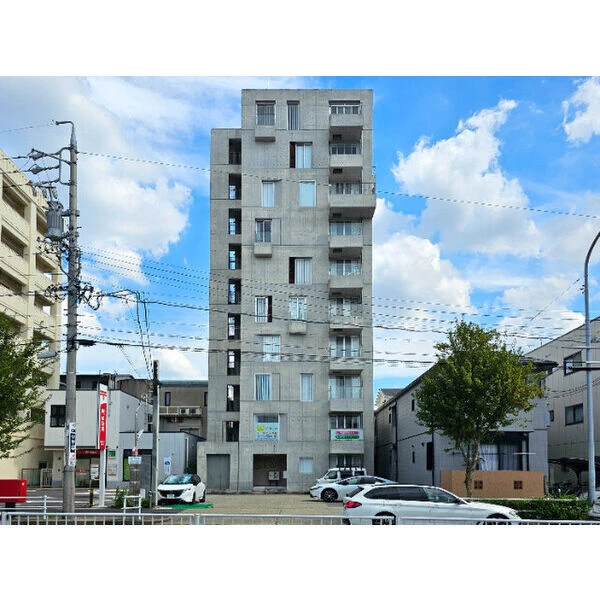 マンションの全景