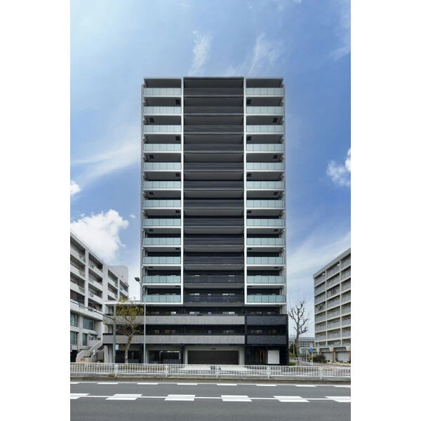 マンションの全景