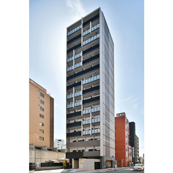 マンションの全景