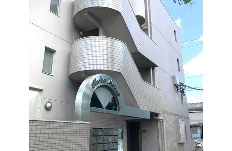 【名古屋賃貸133-1G】池場ハウス1G・鶴舞線・植田駅13分♪ワンルーム・6帖・3万円・オール電化・バス・トイレ別・エアコン・インターフォン・室内洗濯機置場・鉄筋コンクリート造・1993年築造|名古屋のお部屋探しはチェンバース