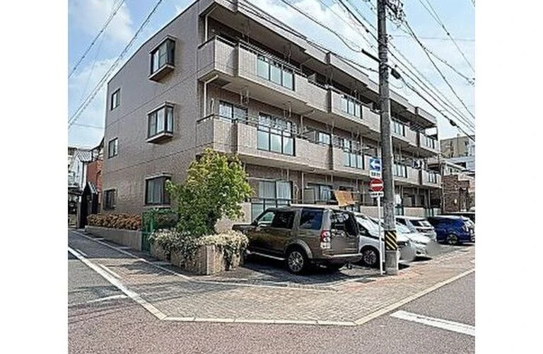 【名古屋賃貸076-105】ラウムズ植田105・鶴舞線・原9分♪フルリノベ3LDK・78㎡・9.6万円・ネット無料・追い炊き・シャワートイレ・鉄筋コンクリート造・1991年築造｜名古屋のお部屋探しはチェンバース