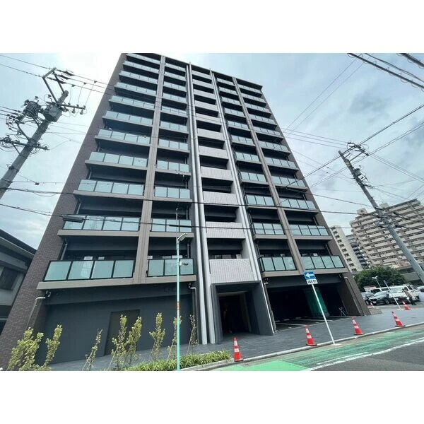 マンション全景
