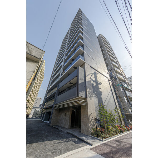 マンションの全景