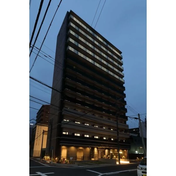 マンションの全景