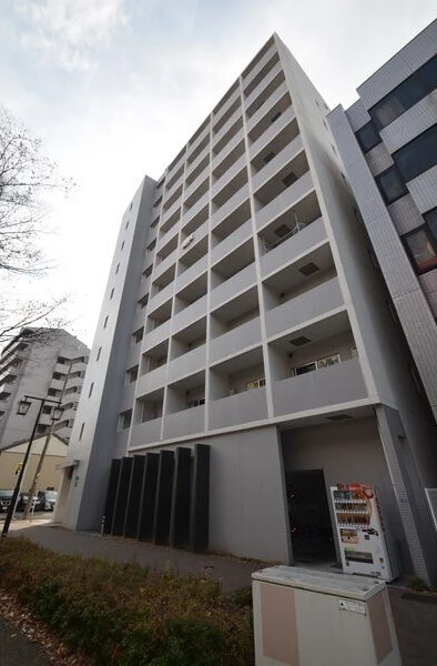 マンションの全景