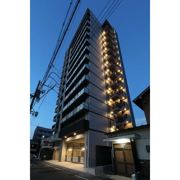 マンション全景