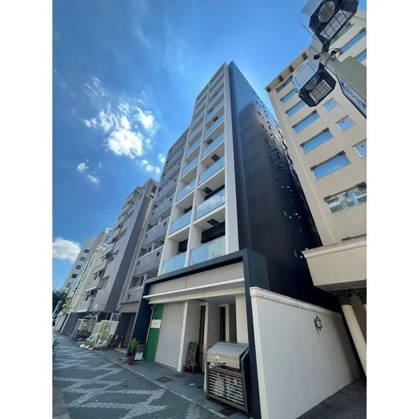 マンションの全景