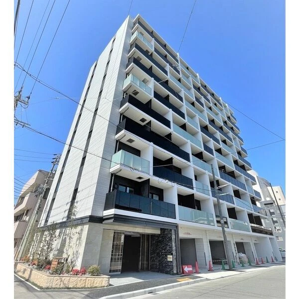 マンションの全景